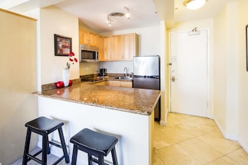 City View Studio with Kitchenette