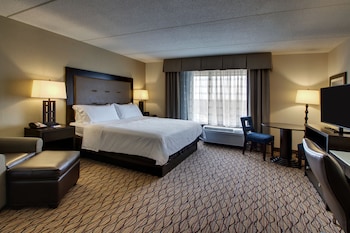 Standard Room, 1 King Bed (Wet Bar)