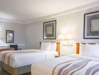 Deluxe Room, 2 Double Beds