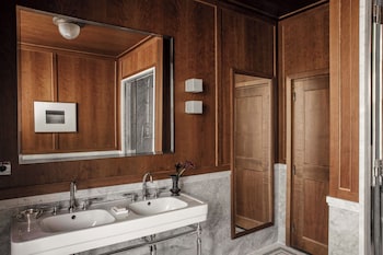 Suite (Tour Eiffel View)