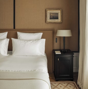 Superior Room, Connecting Rooms (Boudoir)