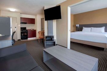 Studio Suite, Multiple Beds, Non Smoking (Space Theme)