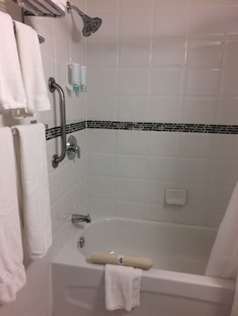 Suite, 1 King Bed, Non Smoking (One-Bedroom)