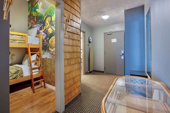 Studio Suite, Multiple Beds, Non Smoking (Jungle Theme)