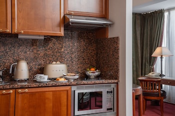 Ambassador Suite with Terrace
