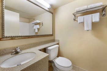 Standard Room, 1 King Bed, Non Smoking, Balcony