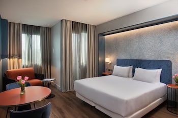 Premium Room (Extra Bed 2 Adults + 1 Child)