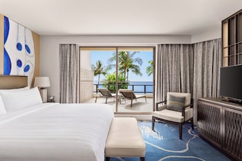 Tanjung Deluxe Seaview Suite (King)