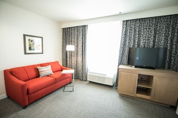 Studio, 1 King Bed, Accessible, Non Smoking (w/ bathtub)