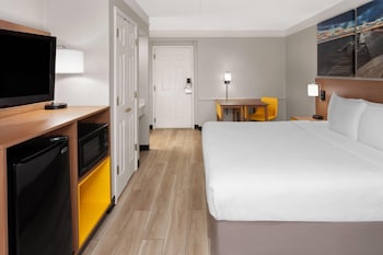 Room, 1 King Bed, Non Smoking