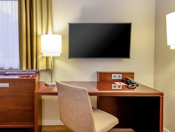 Standard Room, 1 Double Bed with Sofa bed