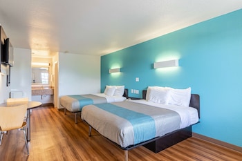 Deluxe Room, 2 Queen Beds, Smoking, Refrigerator & Microwave
