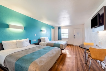 Deluxe Room, 2 Queen Beds, Smoking, Refrigerator & Microwave