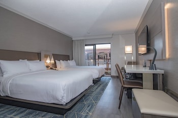 Deluxe Room, 2 Queen Beds