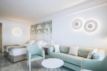 Double Room, Pool Access