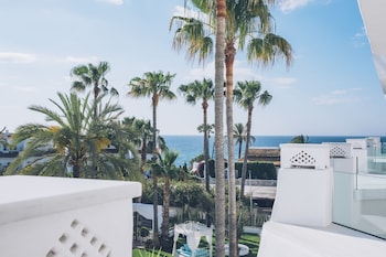 Double Room, Partial Sea View