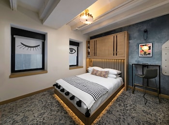 Room, 1 King Bed, Non Smoking