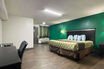 Standard Room, 1 Queen Bed, Non Smoking