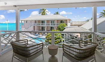 Room, 2 Queen Beds, Balcony, Partial Ocean View