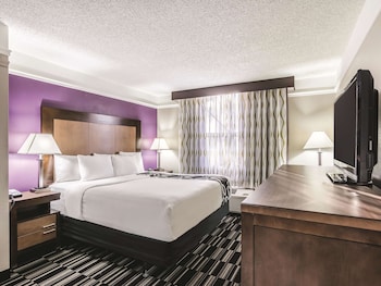 Deluxe Room, 1 King Bed, Non Smoking