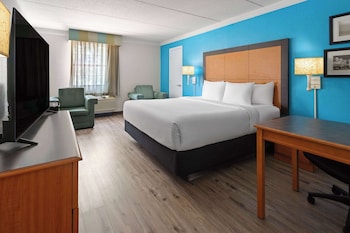 Studio Suite, 1 King Bed, Non Smoking