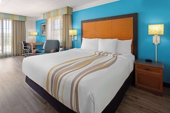 Studio Suite, 1 King Bed, Non Smoking