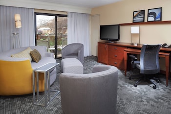 Suite, 1 Bedroom, Hearing Accessible (Accessible Bathtub)
