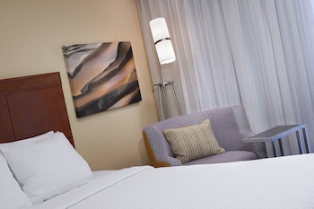 Room, 2 Queen Beds, Hearing Accessible