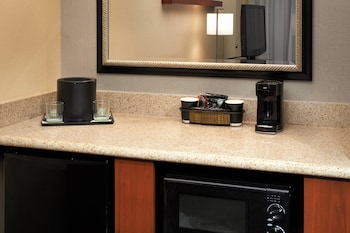 Suite, 1 Bedroom, Hearing Accessible (Accessible Bathtub)