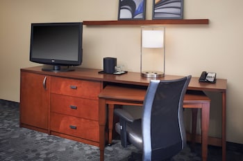 Suite, 1 Bedroom, Hearing Accessible (Accessible Bathtub)