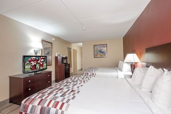 Deluxe Room, 2 Queen Beds, Accessible, Non Smoking (Roll In Shower)