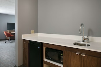 Suite, 2 Queen Beds, Non Smoking