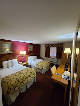 Room, 2 Double Beds, Accessible, Non Smoking (Mobility/Pet Friendly)