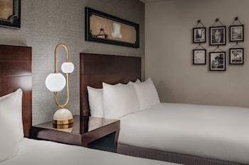 Room, 2 Queen Beds (Hearing Accessible)