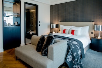 Family Three Bedroom Suite