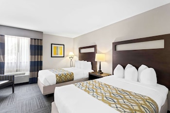 Standard Room, 2 Double Beds, Non Smoking, Refrigerator & Microwave