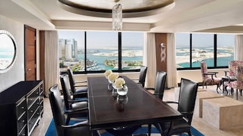 Royal Suite, 1 Twin Bed, Smoking (Royal)