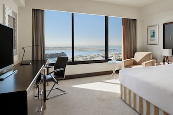 Classic Room, 1 King Bed, Smoking, Sea View