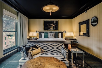 Deluxe Room, 1 King Bed