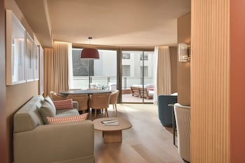 Junior Suite Side Sea View (3+1)