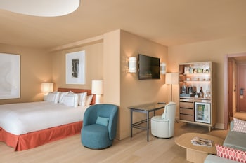 Junior Suite Side Sea View (2+2)