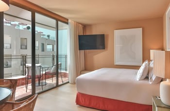 Junior Suite Side Sea View (3+1)