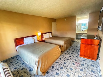 Standard Room, 2 Double Beds