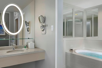 Suite, 1 Bedroom, Jetted Tub