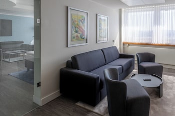 Suite (Heaven)