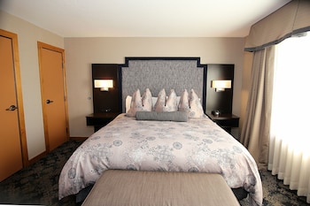 Suite, 1 King Bed, Non Smoking, Kitchen