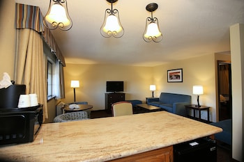 Suite, 1 King Bed, Non Smoking, Refrigerator & Microwave