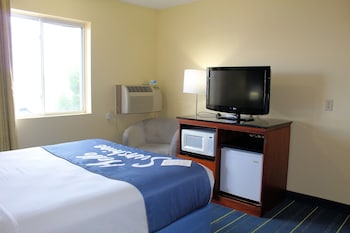 Standard Room, 1 Queen Bed, Non Smoking