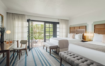 Room, 2 Queen Beds (Courtyard Queen Queen)