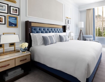 Deluxe Room, 1 King Bed, Park View